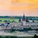 Сімейні маршрути Україною: ідеї для вікенду