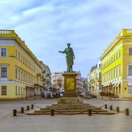 Безкоштовні розваги в Україні: від екскурсій до природних пам'яток