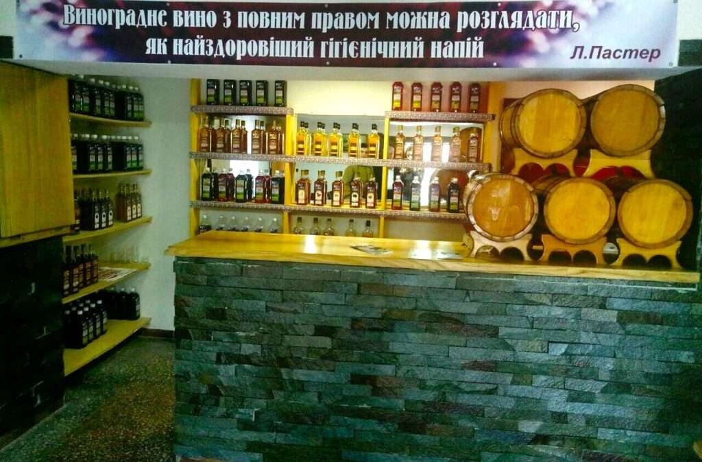 Осінні винні тури Закарпаттям та Одесою