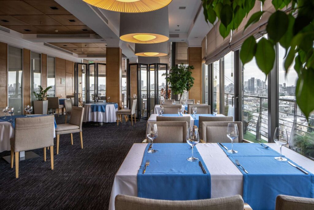 TOP 8 places to have coffee with a view of Kyiv